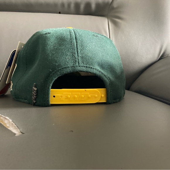 A’s Hat - Picture 3 of 4